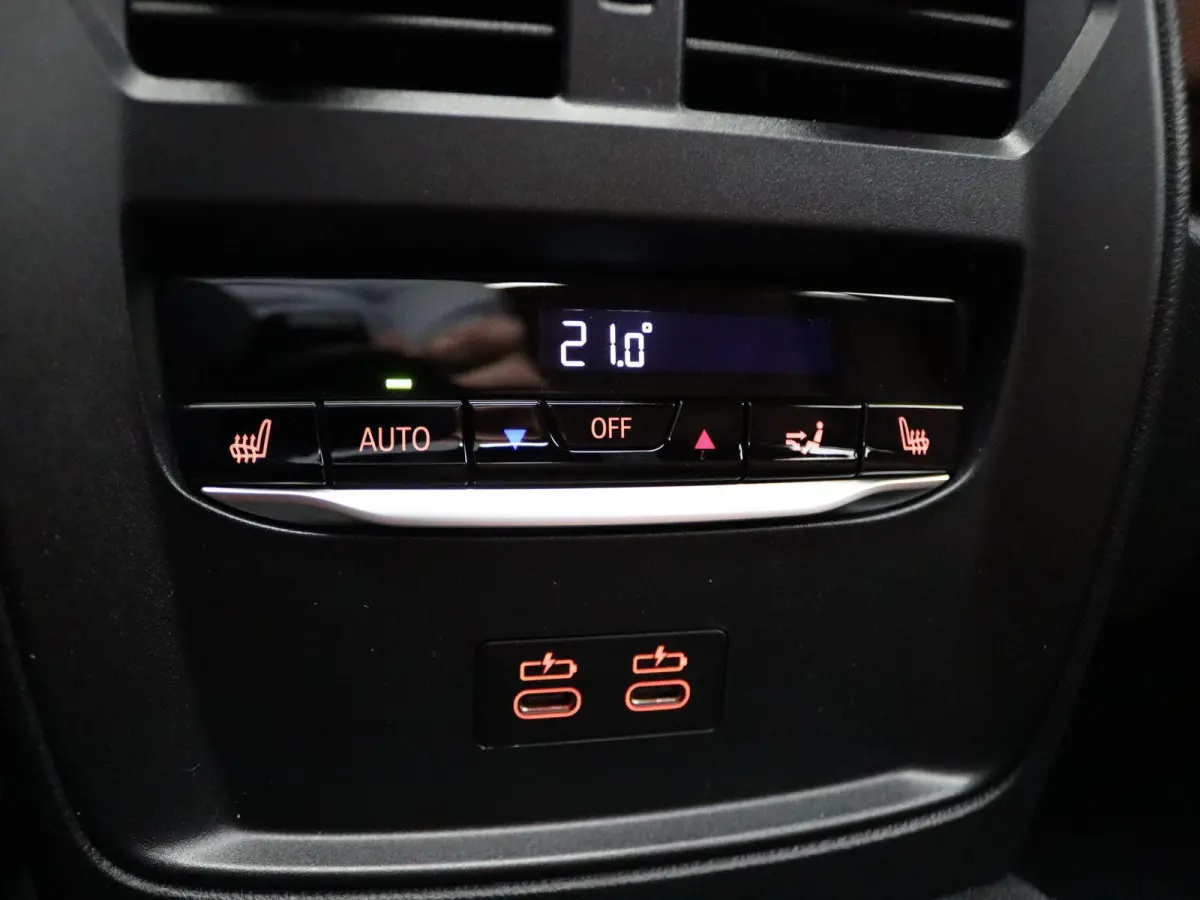 eDrive35 | M Sportpakket Pro | Elektrisch verstelbare stoelen | Driving Assistant Professional | Harman Kardon