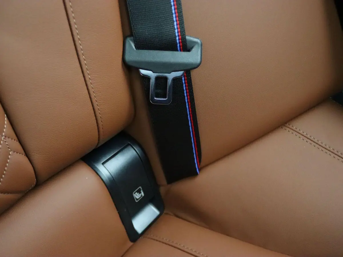 eDrive35 | M Sportpakket Pro | Elektrisch verstelbare stoelen | Driving Assistant Professional | Harman Kardon