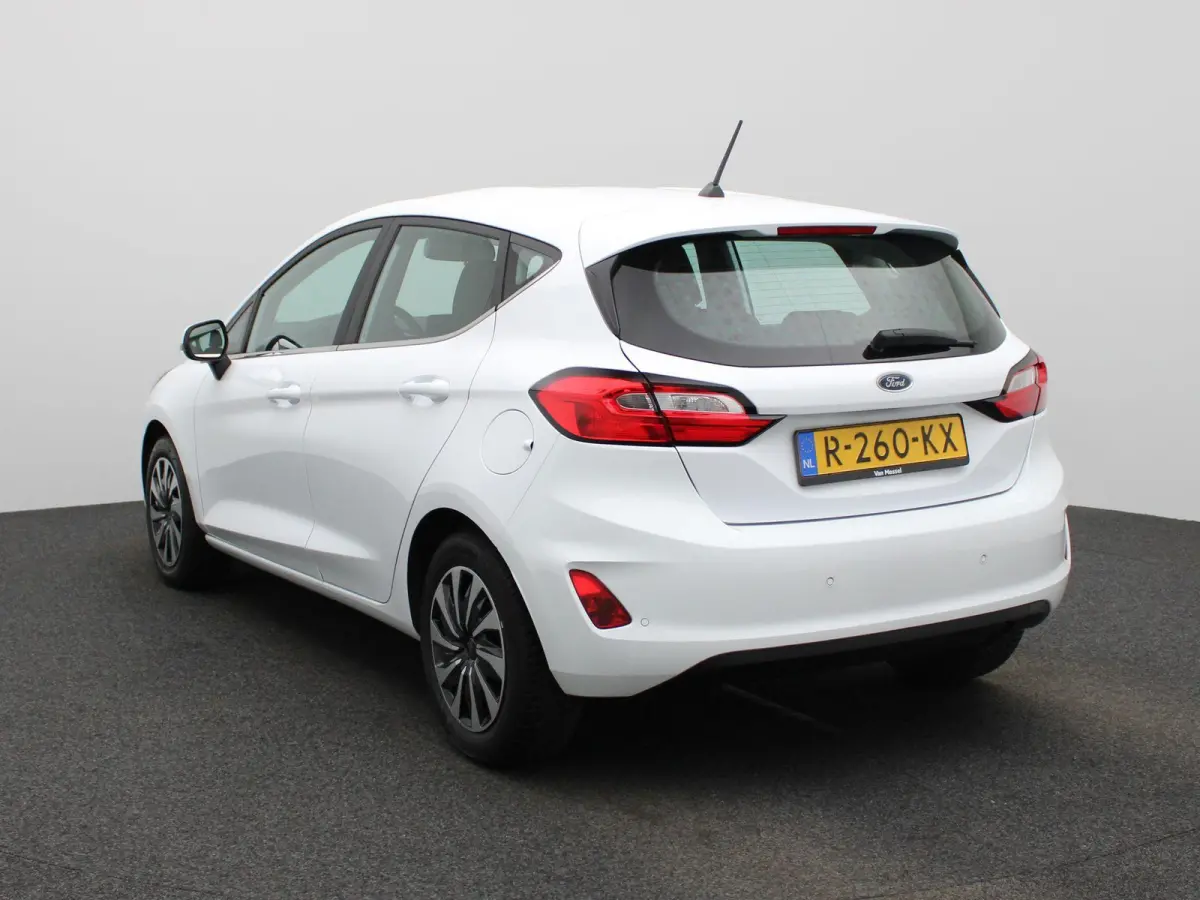 1.0 EcoBoost Hybrid Titanium | Cruise Control | Pakeersensoren Achter | Apple/Android Carplay | Dealer Onderhouden |
