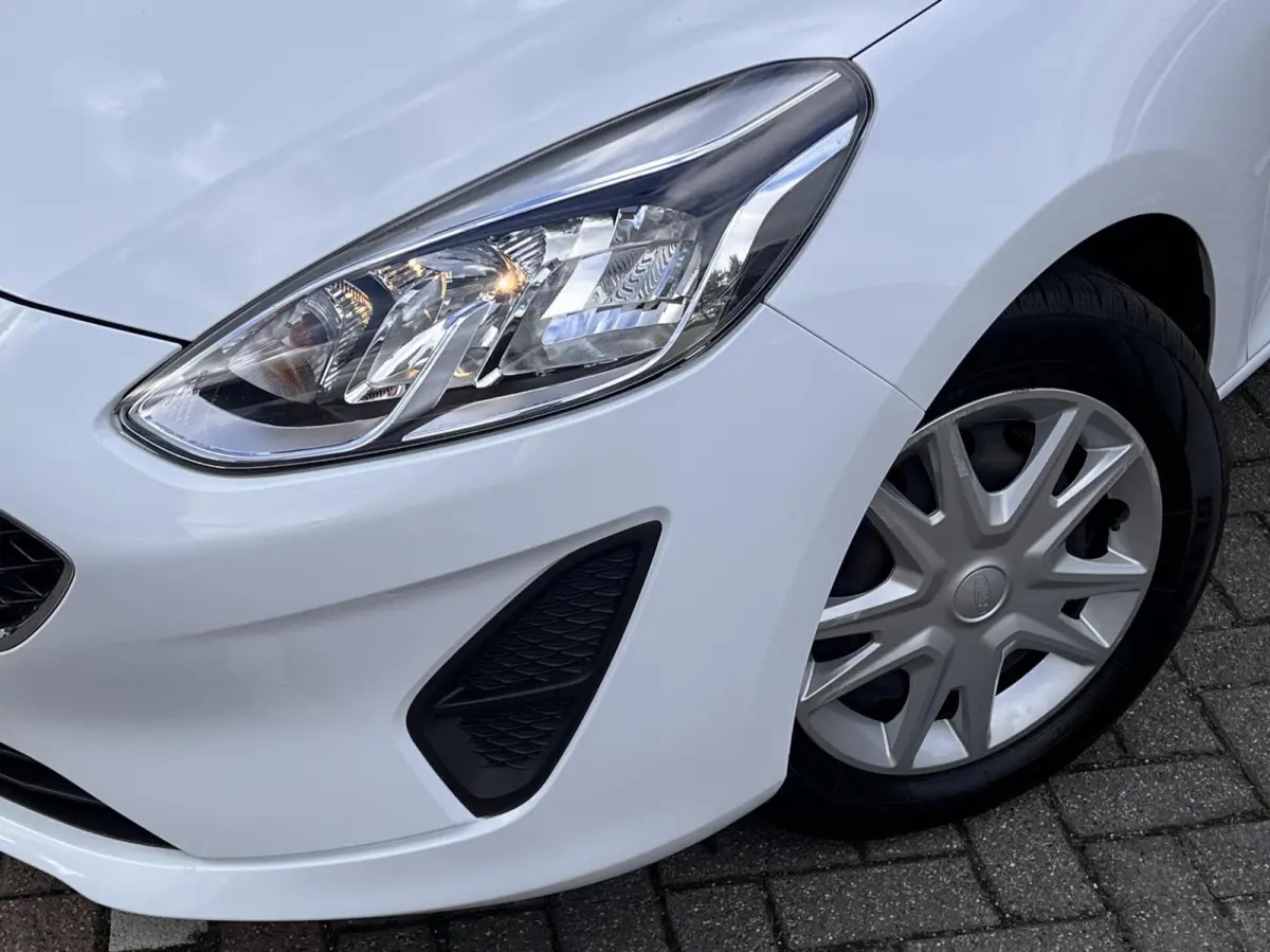 1.0 EcoBoost Connected 5 Deurs Airco Cruise LED