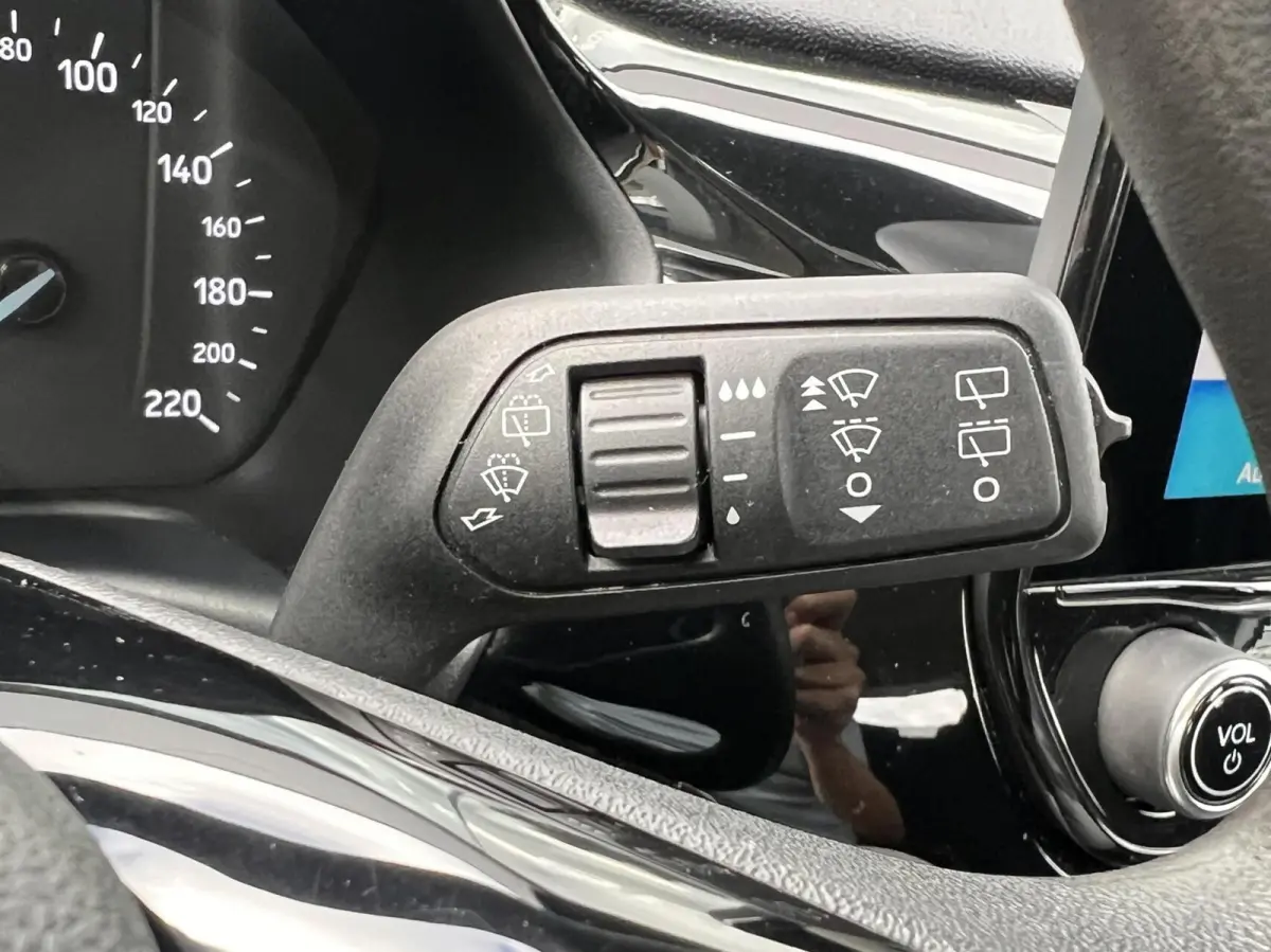 1.0 EcoBoost Connected 5 Deurs Airco Cruise LED
