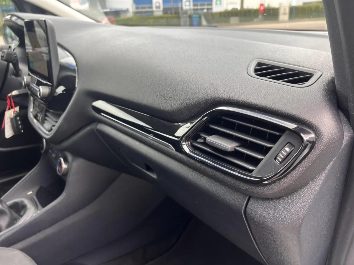 1.0 EcoBoost Connected 5 Deurs Airco Cruise LED