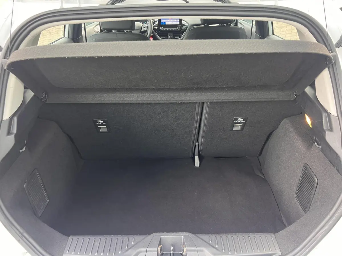1.0 EcoBoost Connected 5 Deurs Airco Cruise LED