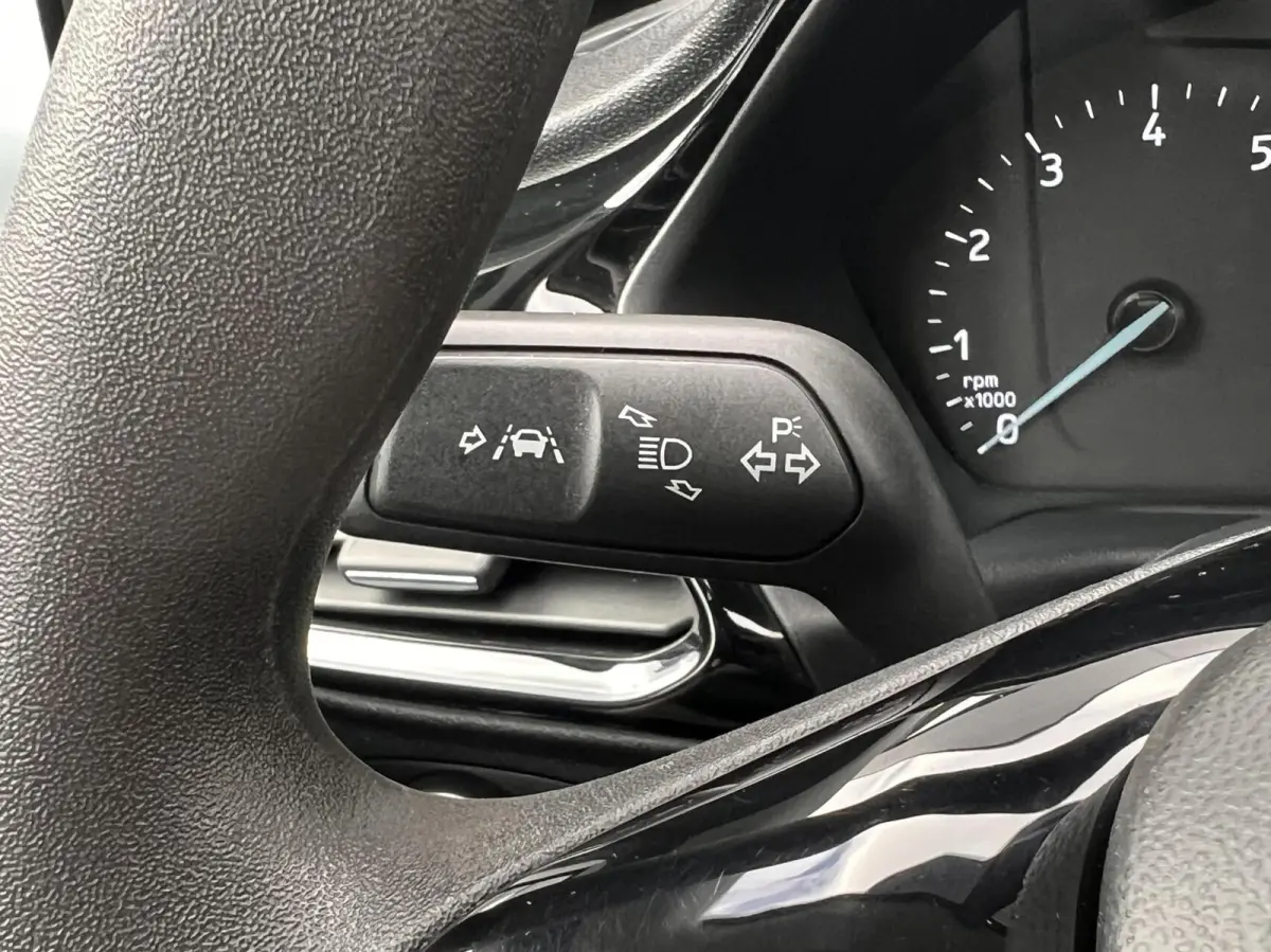 1.0 EcoBoost Connected 5 Deurs Airco Cruise LED