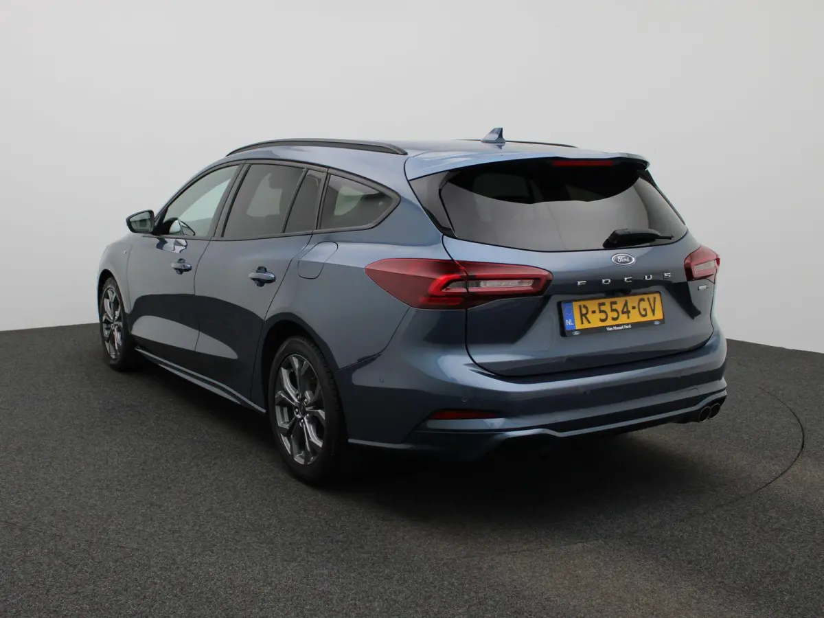 1.0 EcoBoost Hybrid ST Line | Achteruitrijcamera | Verwarmbare Voorstoelen/Stuurwiel/Voorruit | PDC | Cruise Control | Keyless Entry |