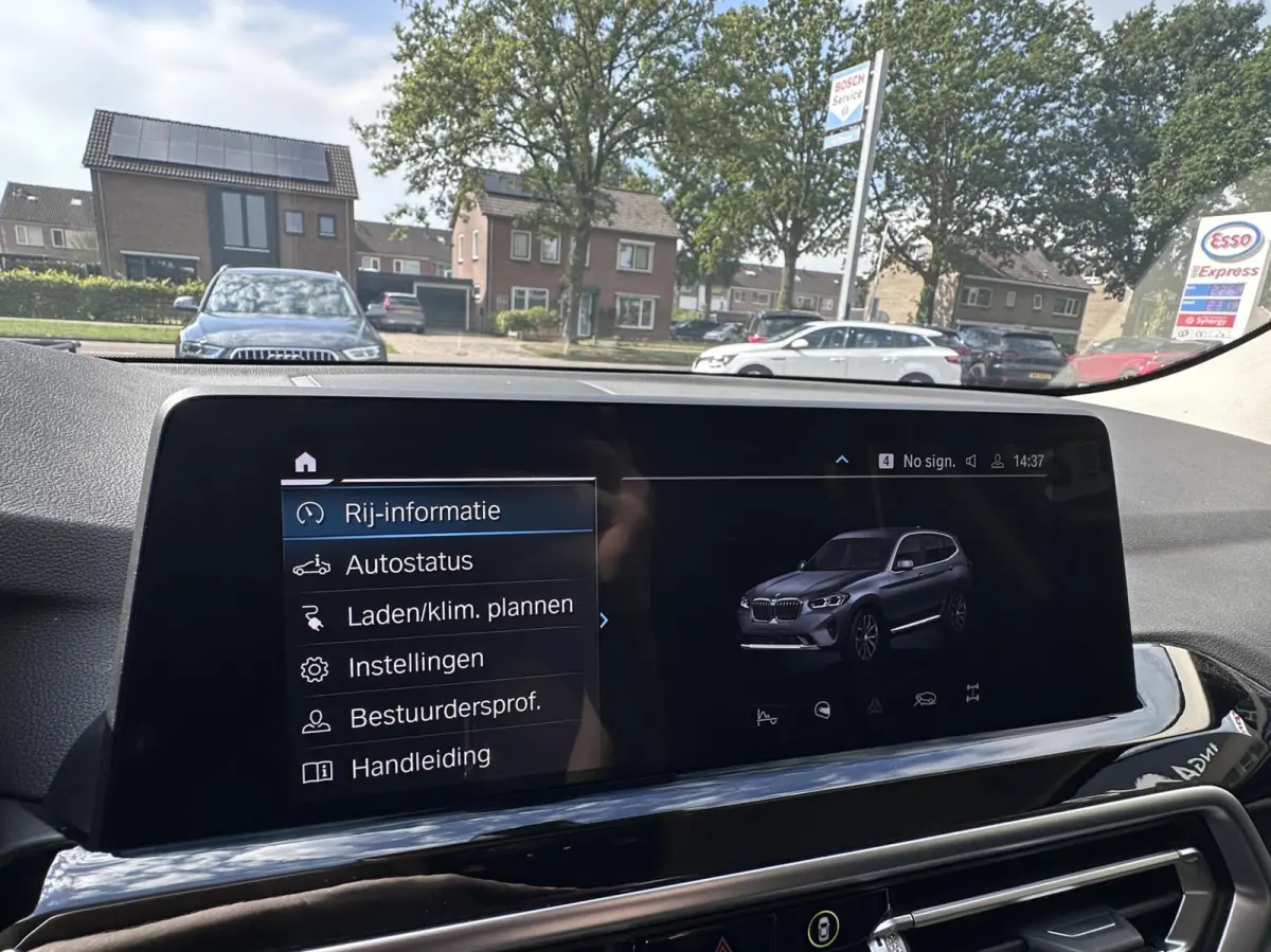 xDrive30e Business Edition Plus Climat control, Camera, Carplay, Bluetooth, LM..