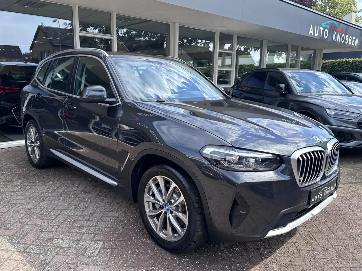 xDrive30e Business Edition Plus Climat control, Camera, Carplay, Bluetooth, LM..