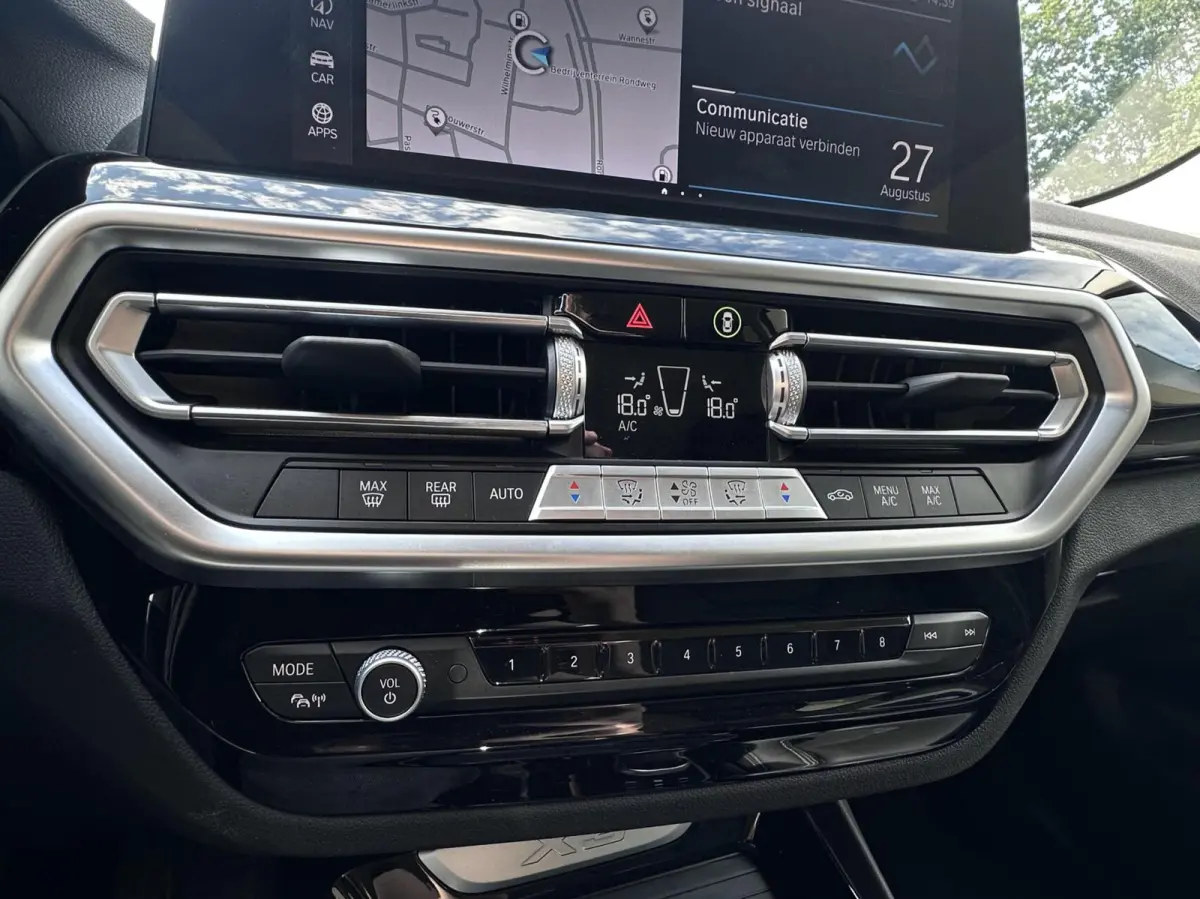 xDrive30e Business Edition Plus Climat control, Camera, Carplay, Bluetooth, LM..