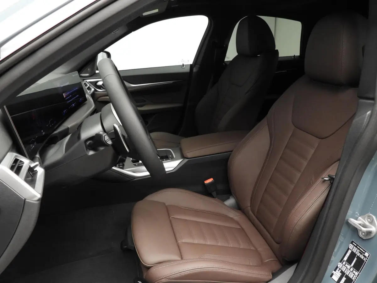 420i | M Sportpakket Pro | Schuif-/kanteldak | Harman Kardon | Stuurwielrand verwarmd