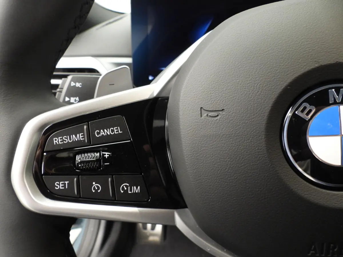 420i | M Sportpakket Pro | Schuif-/kanteldak | Harman Kardon | Stuurwielrand verwarmd