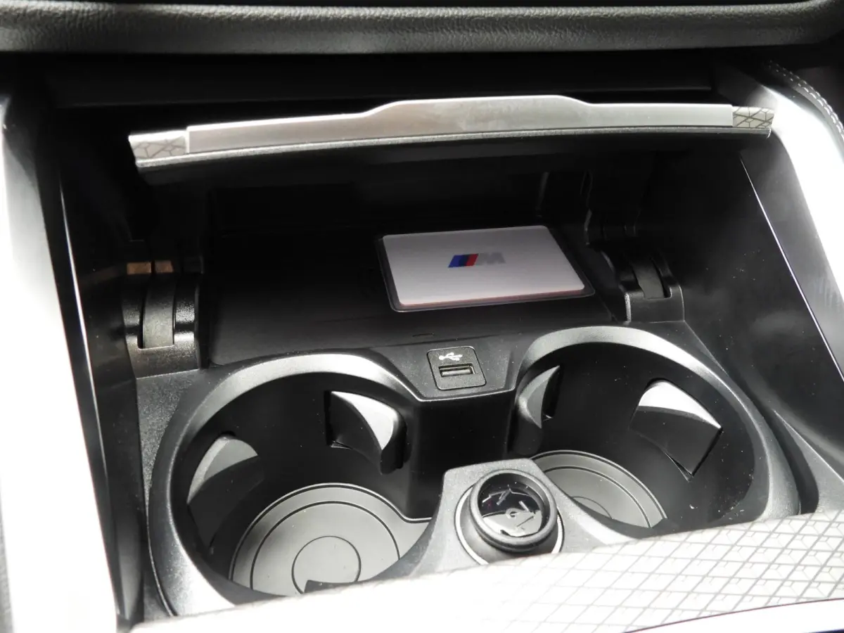 420i | M Sportpakket Pro | Schuif-/kanteldak | Harman Kardon | Stuurwielrand verwarmd