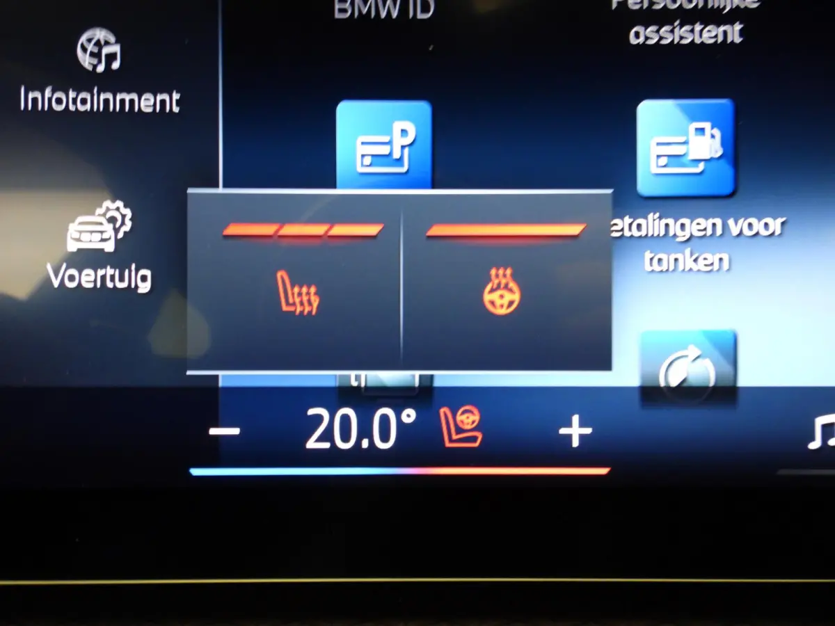 420i | M Sportpakket Pro | Schuif-/kanteldak | Harman Kardon | Stuurwielrand verwarmd