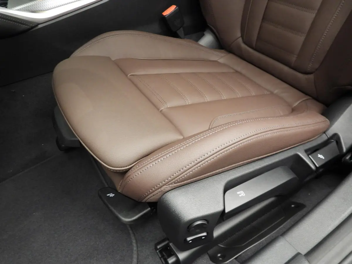 420i | M Sportpakket Pro | Schuif-/kanteldak | Harman Kardon | Stuurwielrand verwarmd