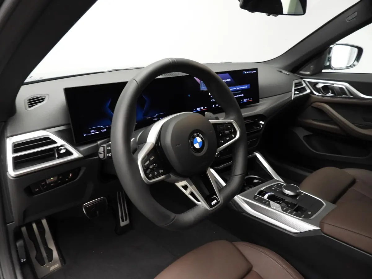420i | M Sportpakket Pro | Schuif-/kanteldak | Harman Kardon | Stuurwielrand verwarmd