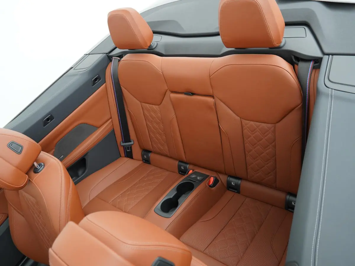 430i xDrive | M Sportpakket Pro | Harman Kardon | Air Collar | Elektrisch verstelbare voorstoelen met stoelvenilatie | M Adaptief onderstel