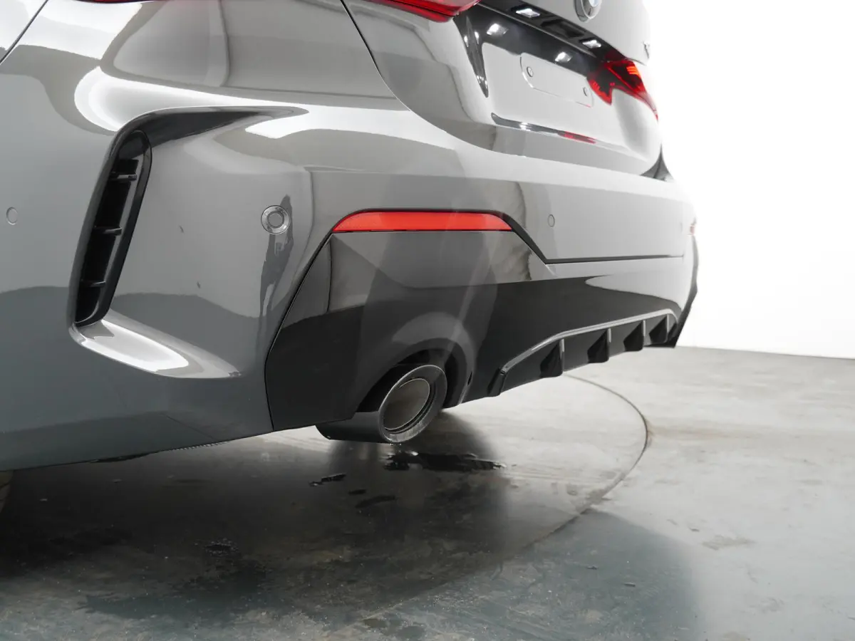 430i xDrive | M Sportpakket Pro | Harman Kardon | Air Collar | Elektrisch verstelbare voorstoelen met stoelvenilatie | M Adaptief onderstel