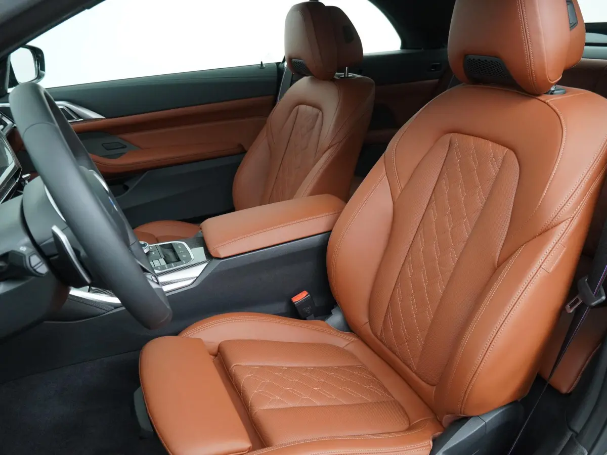 430i xDrive | M Sportpakket Pro | Harman Kardon | Air Collar | Elektrisch verstelbare voorstoelen met stoelvenilatie | M Adaptief onderstel