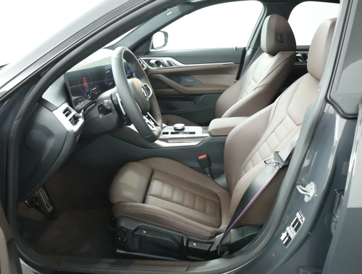 420i | M Sportpakket Pro | Schuif-/kanteldak | Head-Up Display | Active Cruise Control | Trekhaak |
