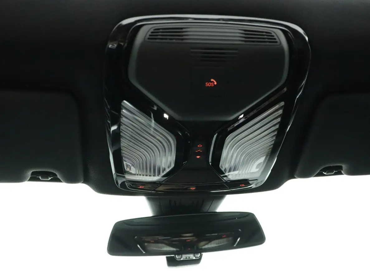 420i | M Sportpakket Pro | Schuif-/kanteldak | Head-Up Display | Active Cruise Control | Trekhaak |