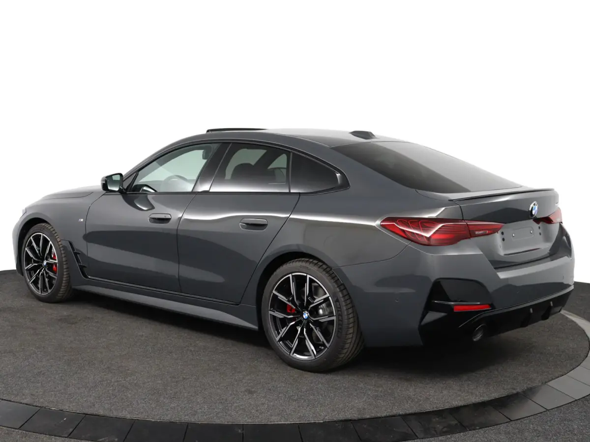 420i | M Sportpakket Pro | Schuif-/kanteldak | Head-Up Display | Active Cruise Control | Trekhaak |