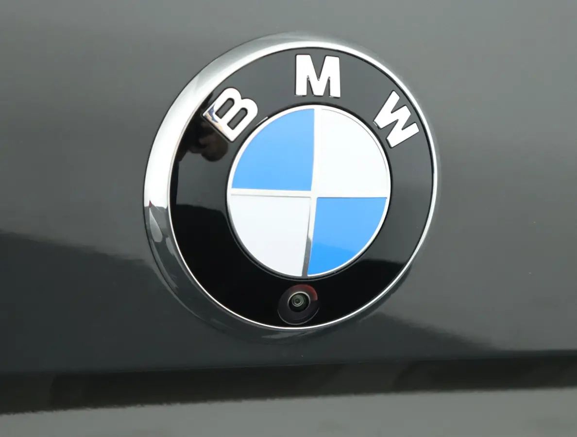 420i | M Sportpakket Pro | Schuif-/kanteldak | Head-Up Display | Active Cruise Control | Trekhaak |