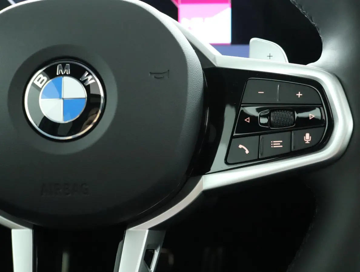 420i | M Sportpakket Pro | Schuif-/kanteldak | Head-Up Display | Active Cruise Control | Trekhaak |