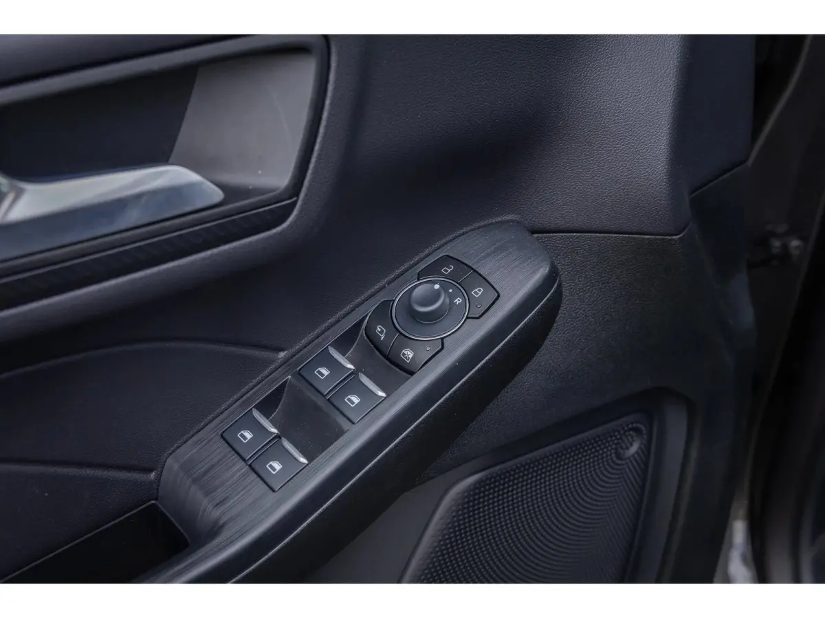 2.5 PHEV ST-Line | DEMO DEAL! | ELEKTR TREKHAAK | BLUE CRUISE | CAMERA | STOELVERWARMING | ALL SEASON BANDEN | CARPLAY