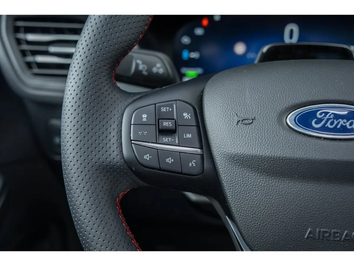 2.5 PHEV ST-Line | DEMO DEAL! | ELEKTR TREKHAAK | BLUE CRUISE | CAMERA | STOELVERWARMING | ALL SEASON BANDEN | CARPLAY