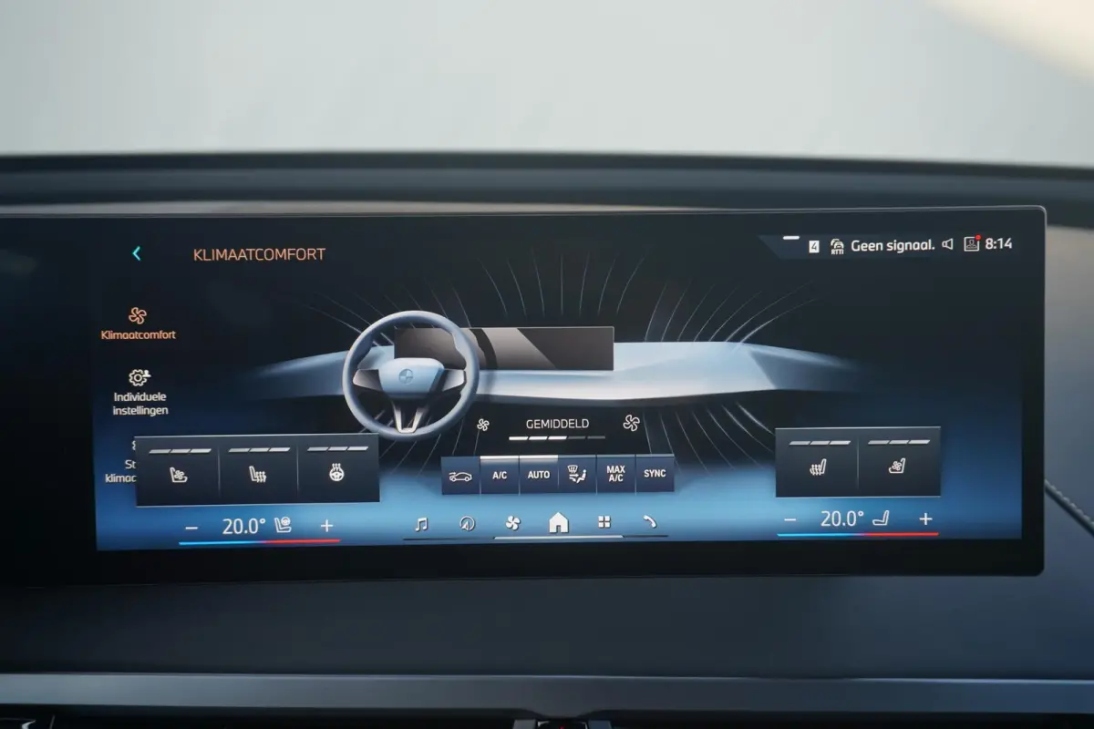 xDrive45 | M Sportpakket | Panoramadak Sky Lounge | Luchtvering | Stoelventilatie | Harman Kardon | Driving Assistant Professional
