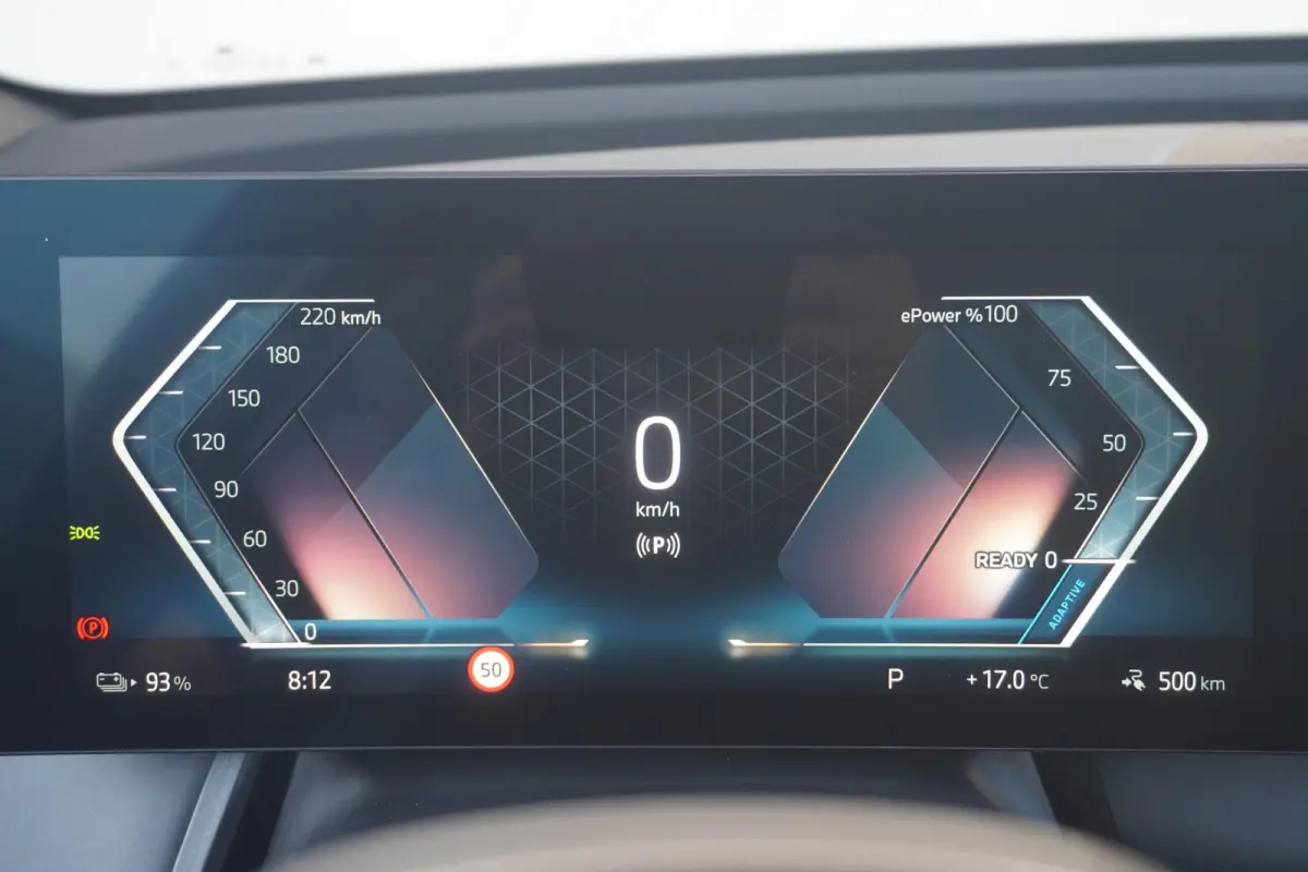 xDrive45 | M Sportpakket | Panoramadak Sky Lounge | Luchtvering | Stoelventilatie | Harman Kardon | Driving Assistant Professional