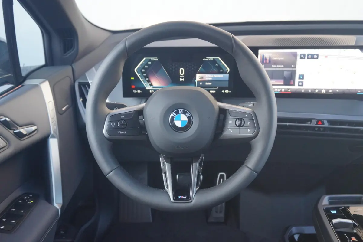 xDrive45 | M Sportpakket | Panoramadak Sky Lounge | Luchtvering | Stoelventilatie | Harman Kardon | Driving Assistant Professional