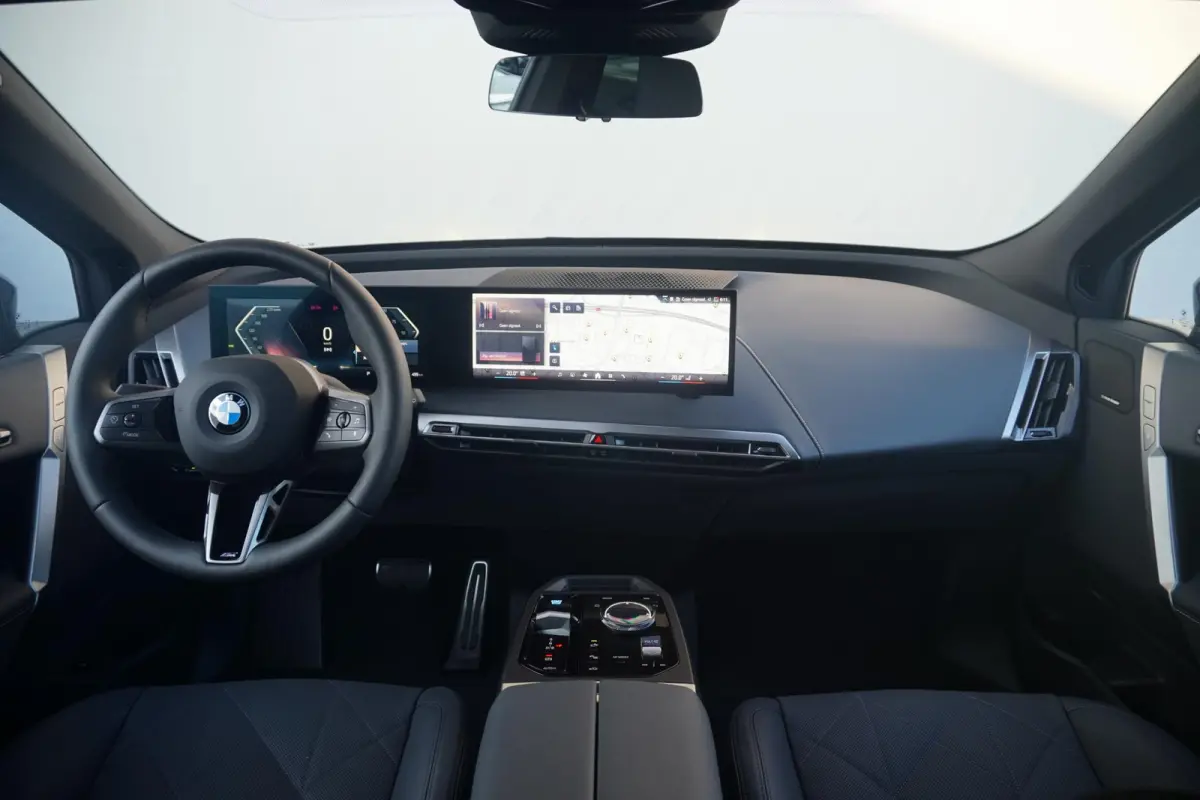 xDrive45 | M Sportpakket | Panoramadak Sky Lounge | Luchtvering | Stoelventilatie | Harman Kardon | Driving Assistant Professional