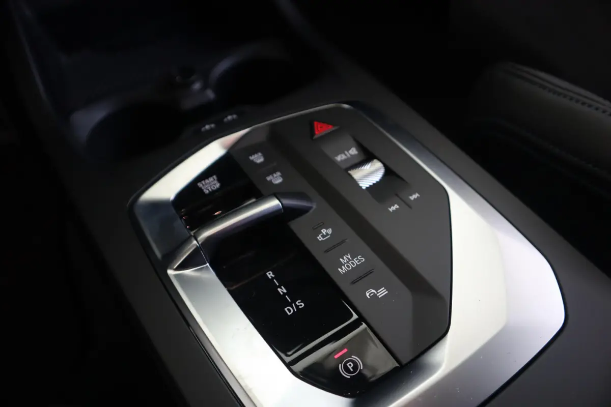 123 xDrive | M Sportpakket Pro | Harman Kardon | Head-Up Display | M Adaptief onderstel | Driving Assistant Plus
