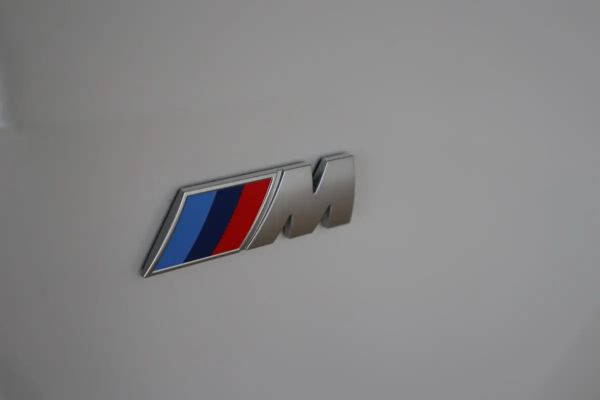 123 xDrive | M Sportpakket Pro | Harman Kardon | Head-Up Display | M Adaptief onderstel | Driving Assistant Plus