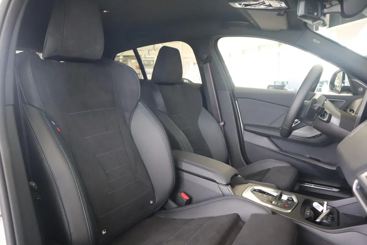 123 xDrive | M Sportpakket Pro | Harman Kardon | Head-Up Display | M Adaptief onderstel | Driving Assistant Plus