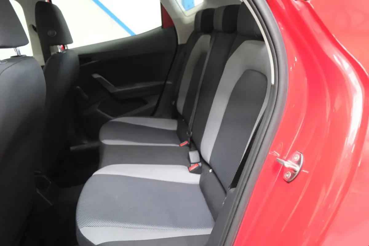 1.0 TSI Style - N.A.P. Airco, Cruise, Virtueel display, Carplay.