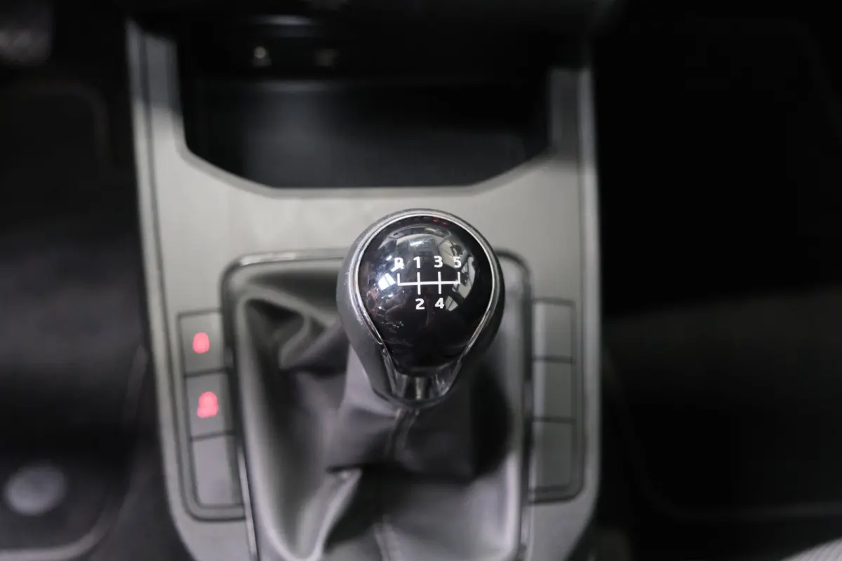 1.0 TSI Style - N.A.P. Airco, Cruise, Virtueel display, Carplay.