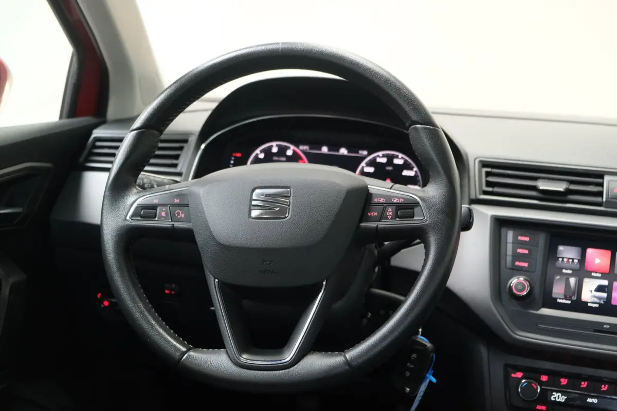 1.0 TSI Style - N.A.P. Airco, Cruise, Virtueel display, Carplay.
