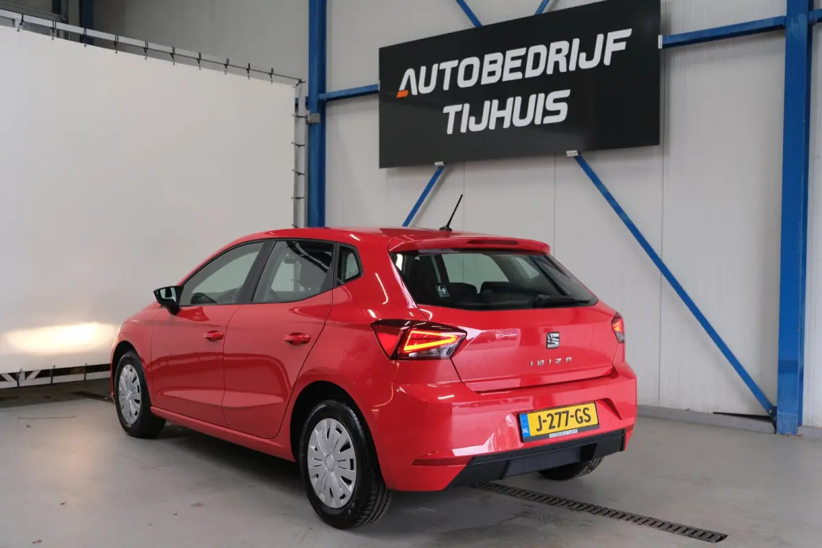 1.0 TSI Style - N.A.P. Airco, Cruise, Virtueel display, Carplay.
