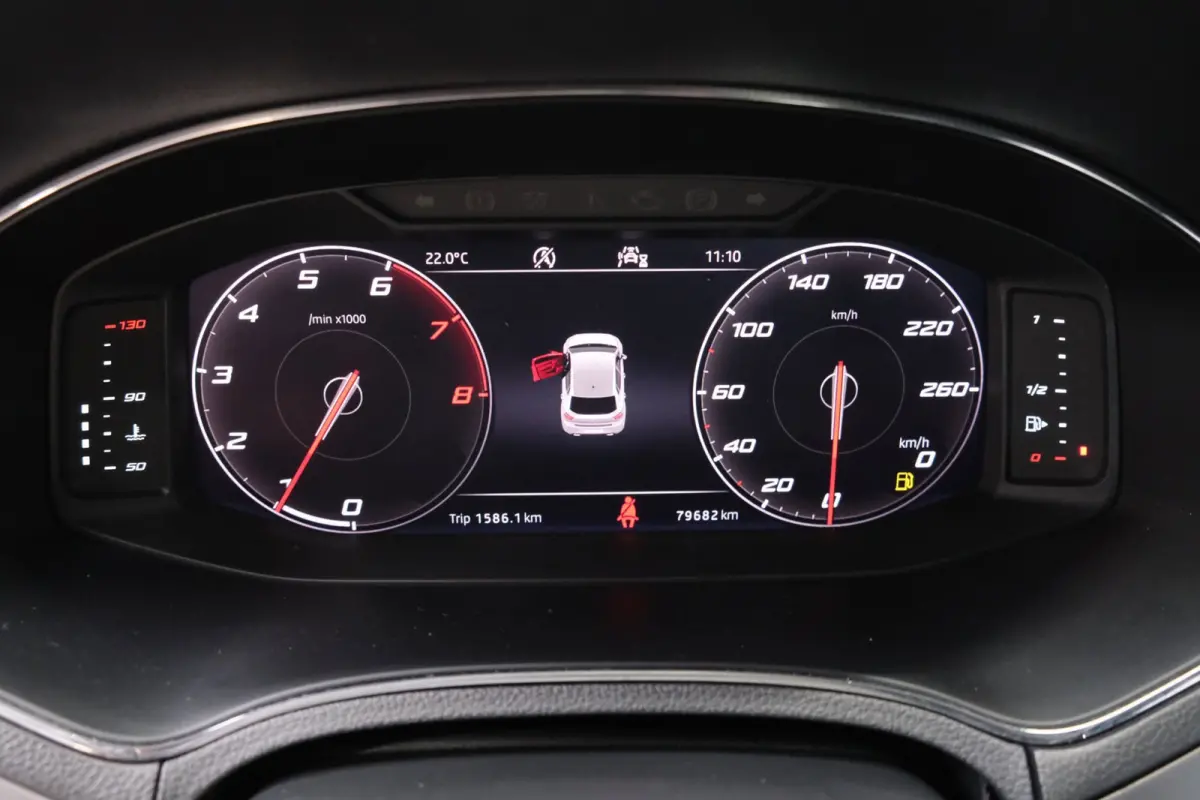 1.0 TSI Style - N.A.P. Airco, Cruise, Virtueel display, Carplay.