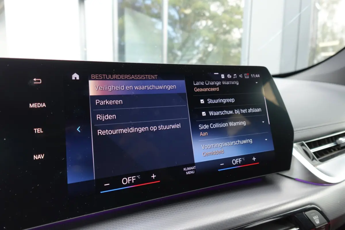 XDrive30e M-PAKKET PANO HUD 360