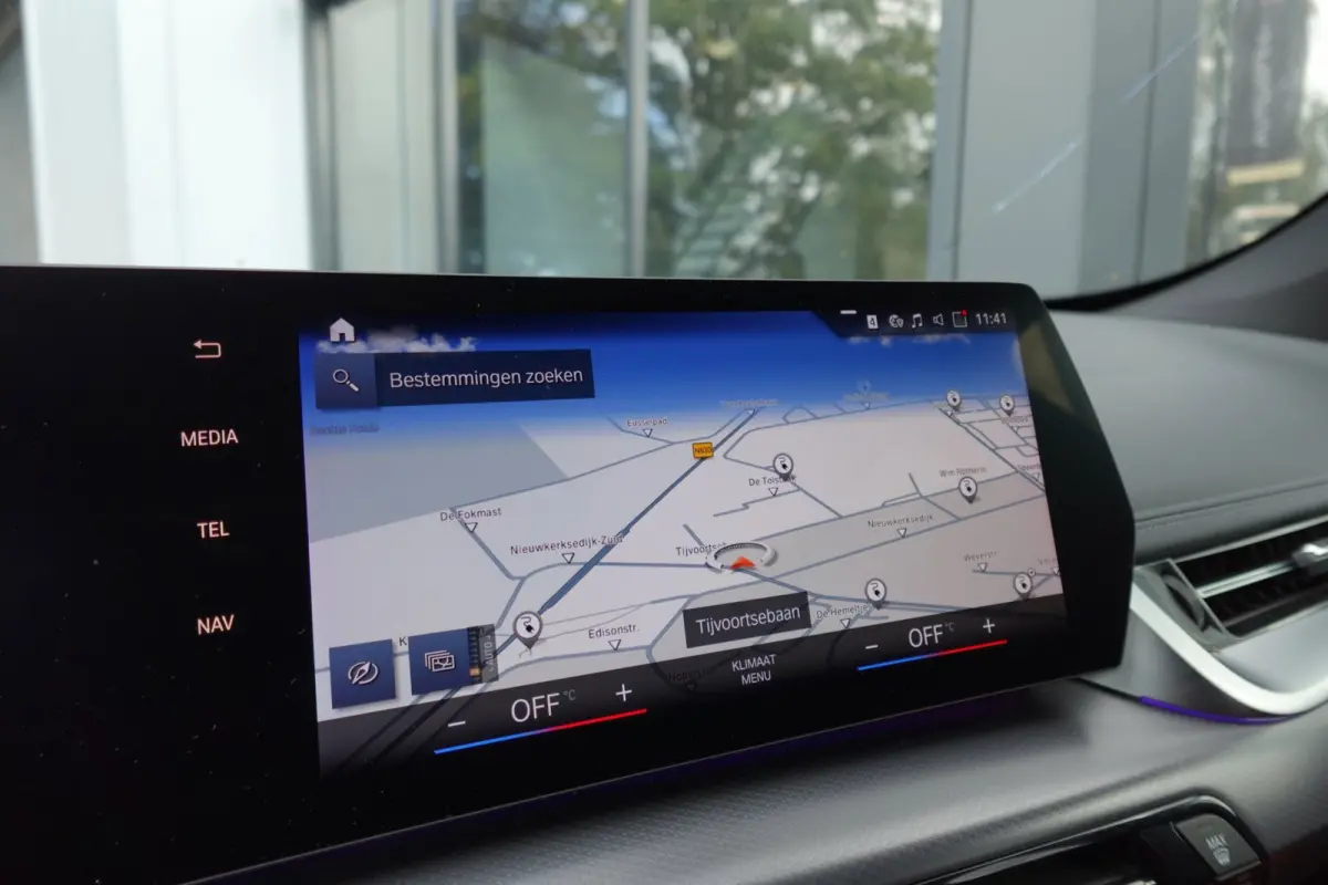 XDrive30e M-PAKKET PANO HUD 360