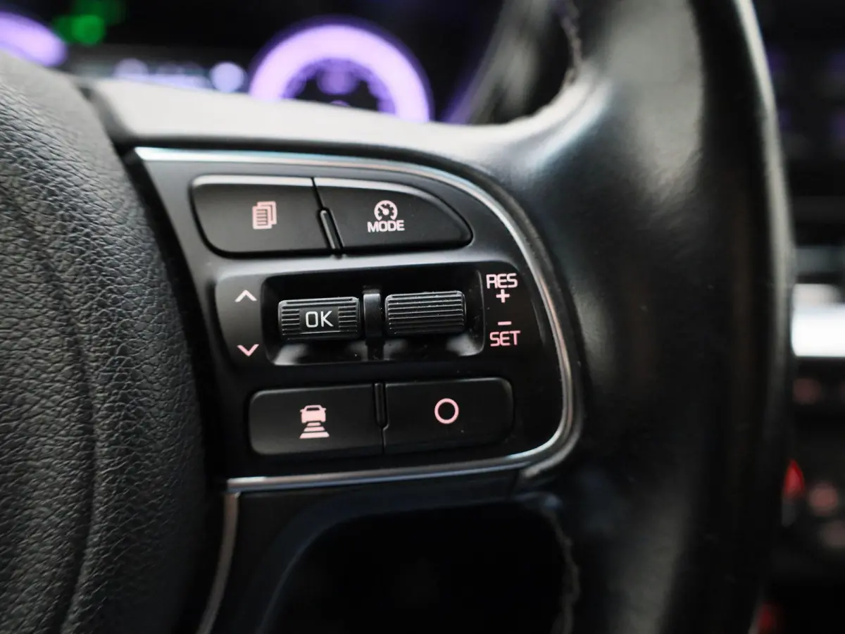 1.6 GDi Hybrid DynamicLine | ACHTERUITRIJCAMERA | APPLE CARPLAY - ANDROID AUTO | CLIMATE CONTROL | ADAPTIVE CRUISE CONTROL |