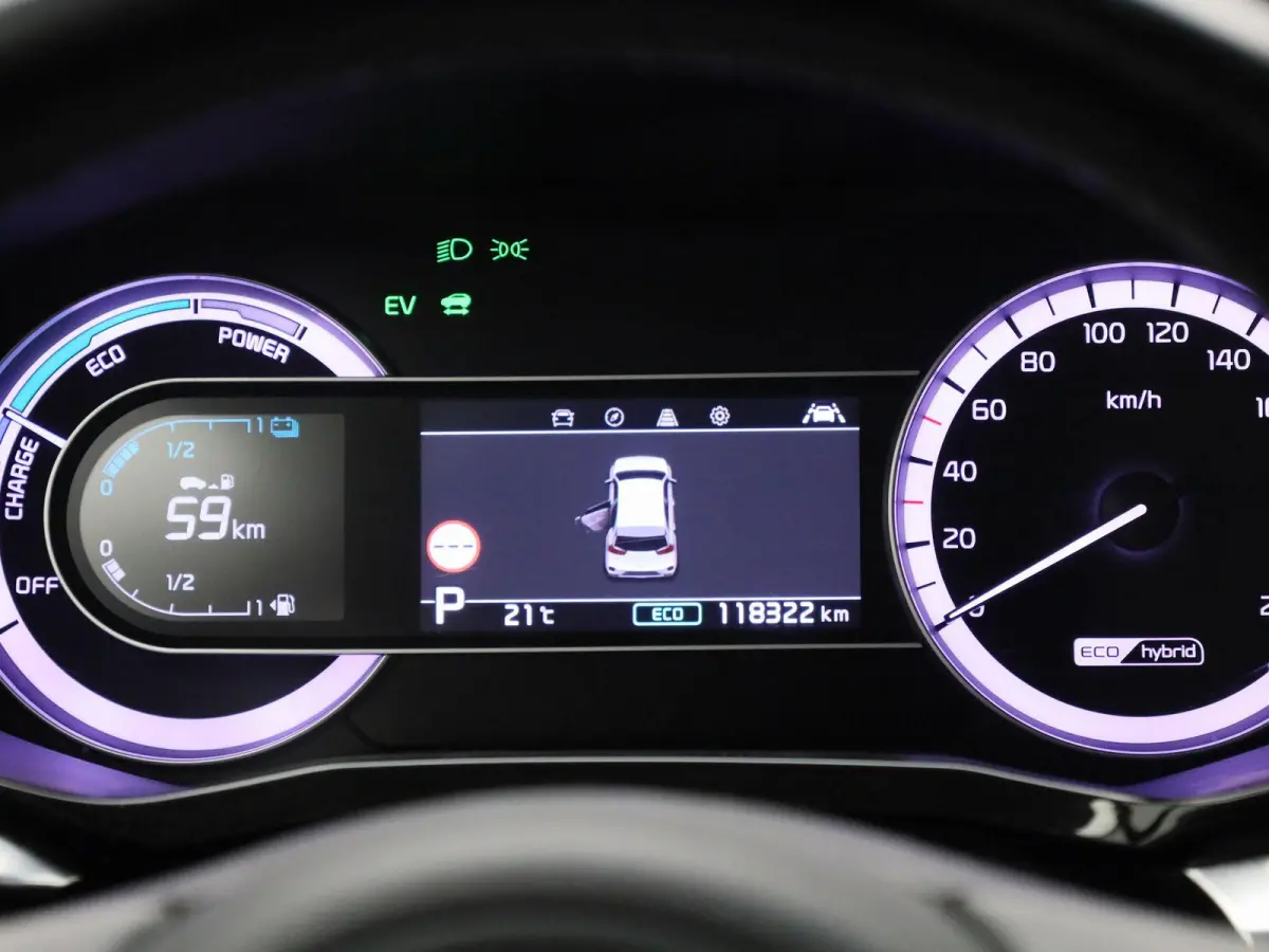 1.6 GDi Hybrid DynamicLine | ACHTERUITRIJCAMERA | APPLE CARPLAY - ANDROID AUTO | CLIMATE CONTROL | ADAPTIVE CRUISE CONTROL |