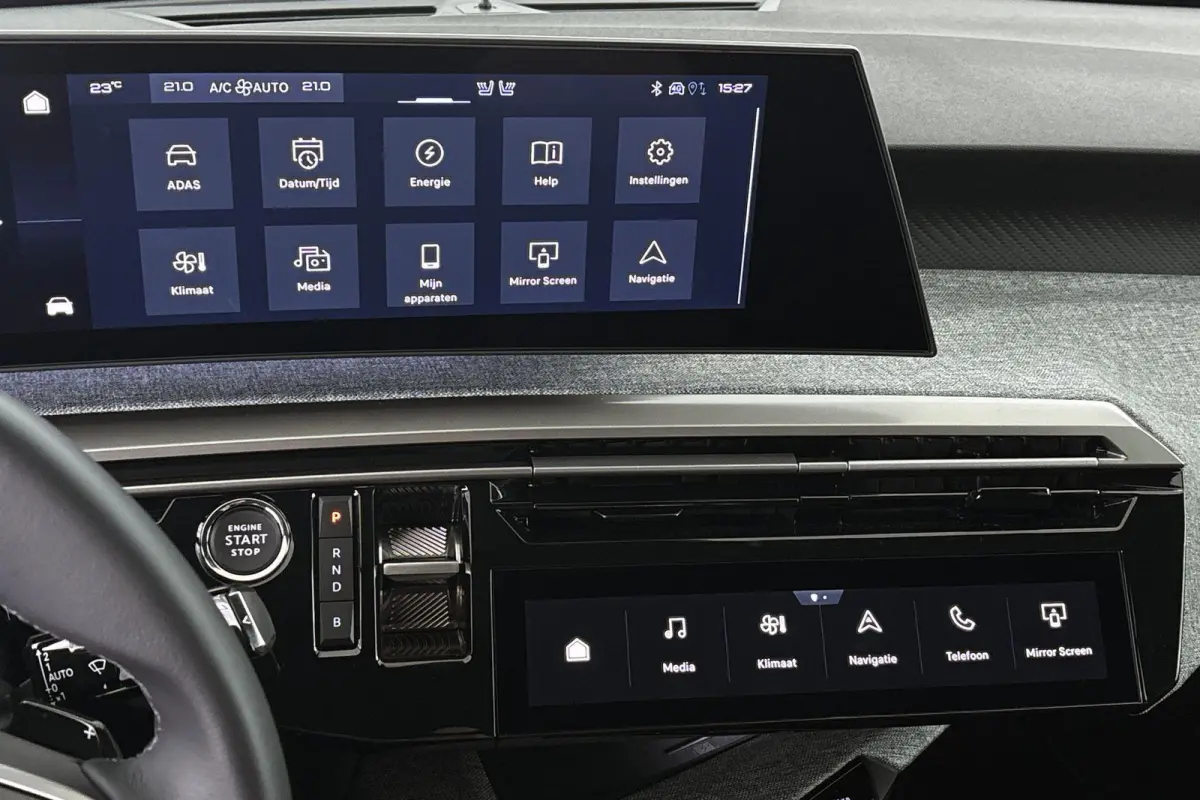 1.6 Plug-in Hybrid 195 Allure 7p Stoelverwarming 360-Camera 19"