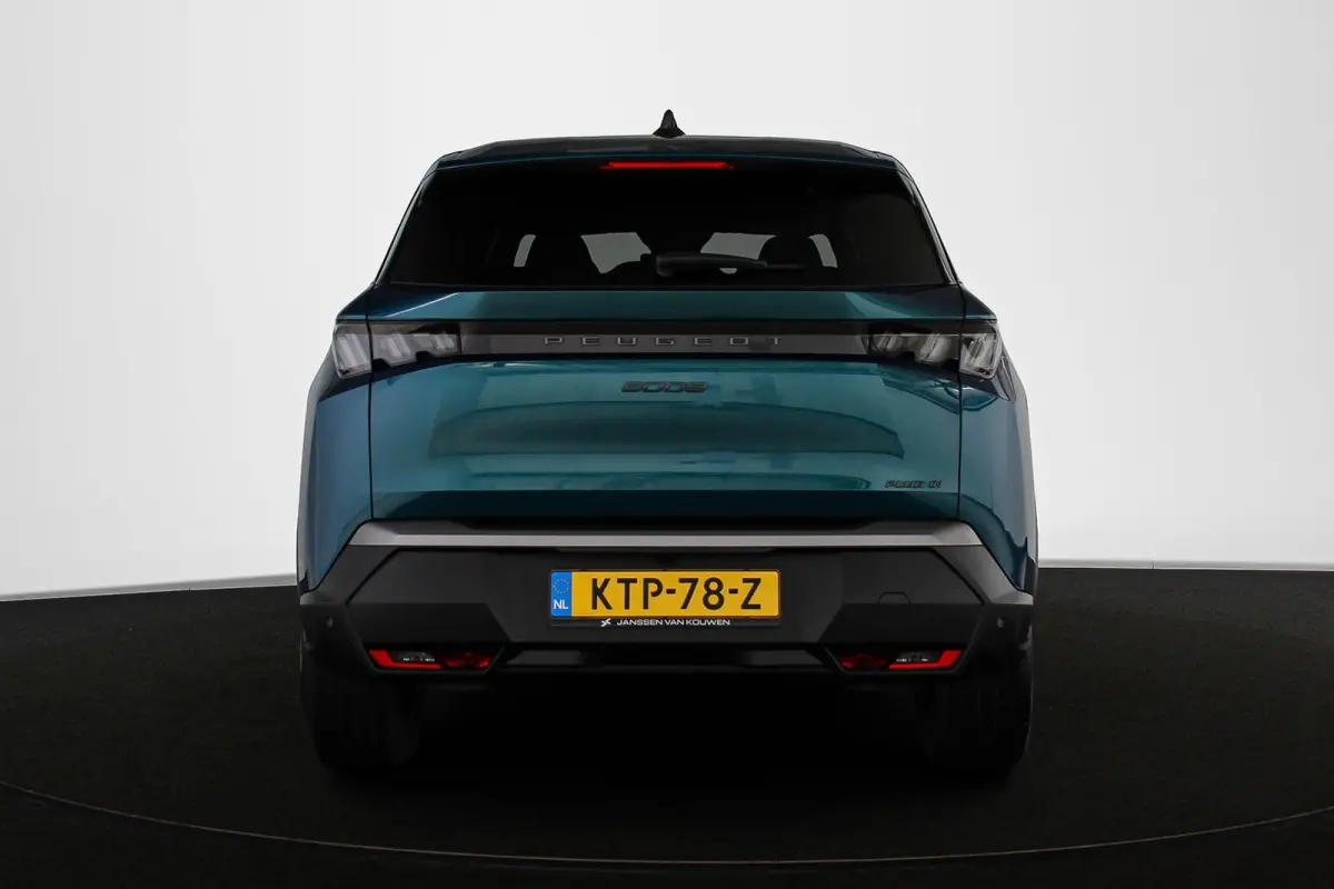 1.6 Plug-in Hybrid 195 Allure 7p Stoelverwarming 360-Camera 19"