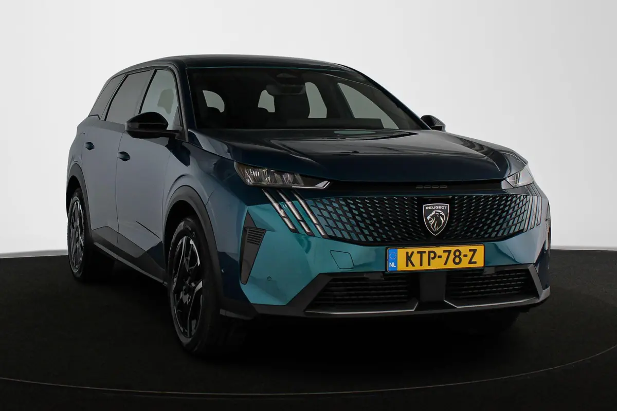 1.6 Plug-in Hybrid 195 Allure 7p Stoelverwarming 360-Camera 19"