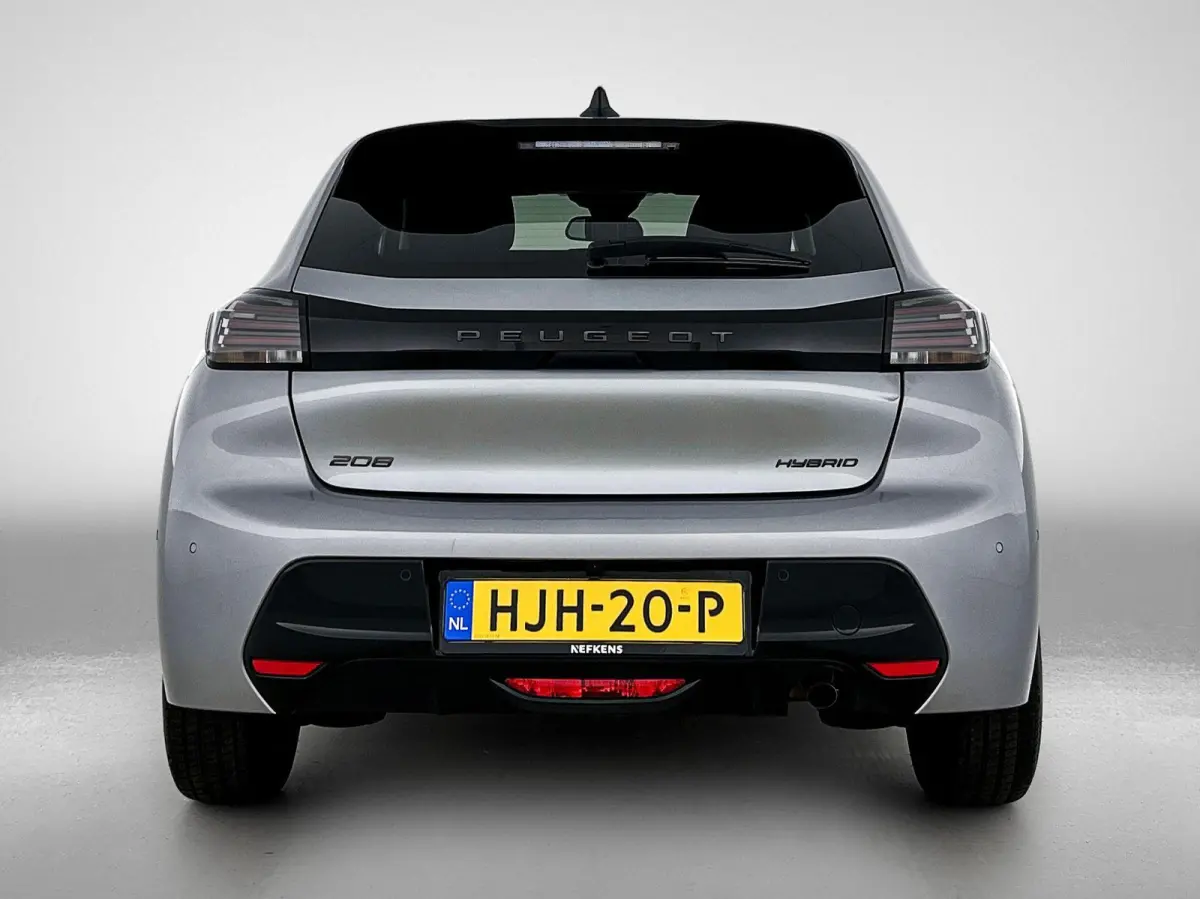 1.2 Hybrid 110pk Allure Automaat | Navigatie | 360 Camera | Cruise Control | 16"LMV | Dodehoekdetectie | Draadloze telefoonlader | Apple Carplay/Android Auto |