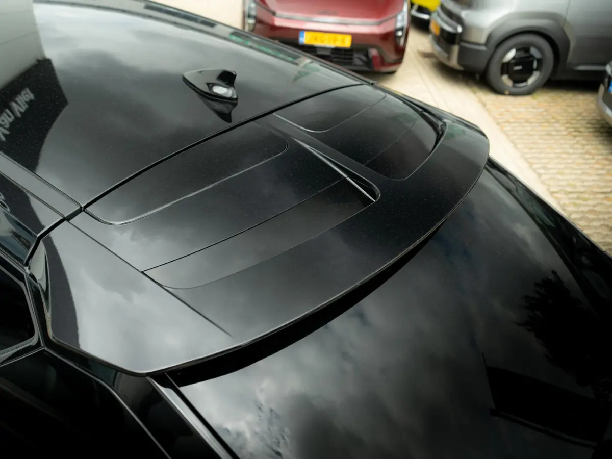 GT-Line Business Edition 84 kWh Speciale uitvoering | 21 inch GT velgen | Hifi upgrade met Subwoofer | Gele remklauwen | Stoel verwarming l Elektrische kofferklep | GT pakket | LED | Keyless