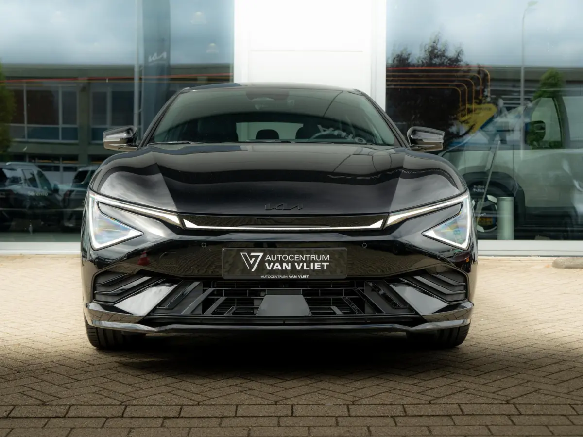 GT-Line Business Edition 84 kWh Speciale uitvoering | 21 inch GT velgen | Hifi upgrade met Subwoofer | Gele remklauwen | Stoel verwarming l Elektrische kofferklep | GT pakket | LED | Keyless